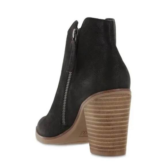 MIA Women's Patton Chocolate Ankle Stacked Heel Boots Bootie’s Shoes Size 9 NWT - Picture 2 of 9